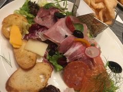 -WOLFGANG PUCK KITCHEN & BAR(迪士尼小镇店)