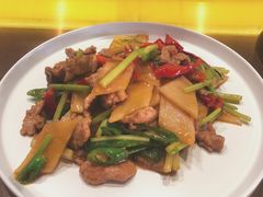 酸萝卜炒牛肉-日上三甘(三里屯店)