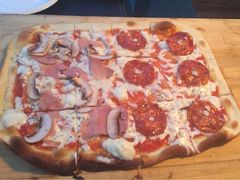 魔鬼披萨和火腿蘑菇披萨-EATALIA意塔利意式餐厅(鼓楼店)