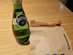 -星巴克臻选(上海中环广场2F店)