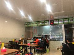 -继红顺河抄手名小吃