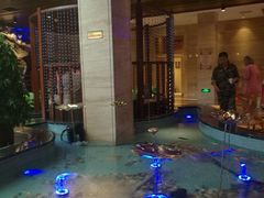大厅-水晶之星洗浴温泉汗蒸