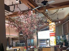 -蜜桃餐厅·伴山(湖滨商业街店)