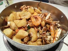 -七欣天香辣蟹火锅(闵行浦江欢乐颂店)