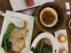 脆皮烧乳鸽-富豪酒家(正大广场店)