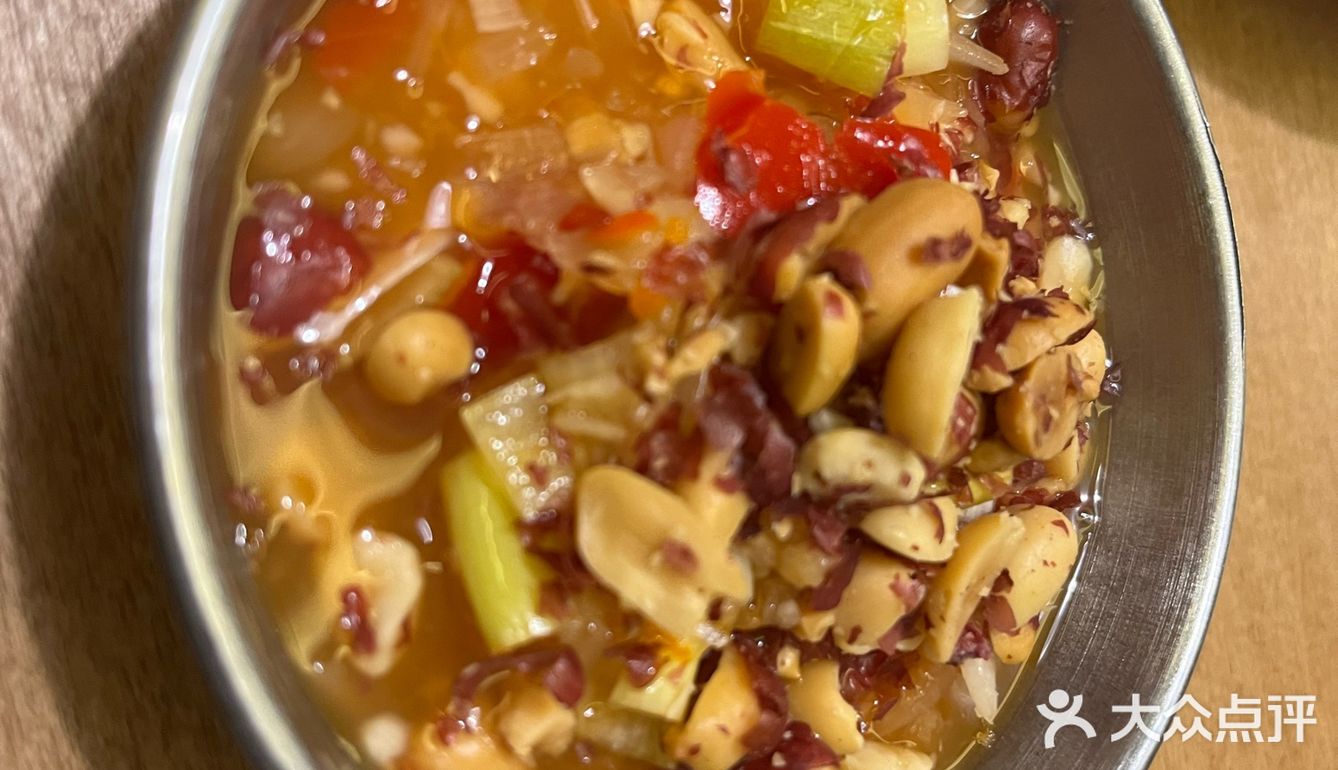 从食材到蘸料都很完美[比心]