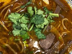 -蓝田九大碗民俗食府(蓝田店)