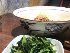 -有红鸡毛店·川菜(建设路店)