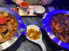 开胃萝卜-胖哥俩肉蟹煲(长沙高铁吾悦广场店)