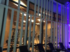 -上海滴水湖皇冠假日酒店