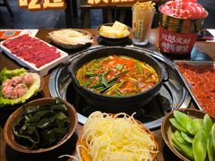 -黔有有贵州酸汤夺夺粉火锅(五味十字店)