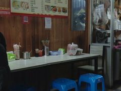 -嵊州特色小吃(萧山街店)