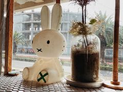 景观位-野草莓自由市场