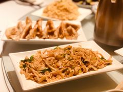 小炒笋衣-东方饺子王(创始店)