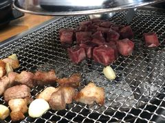 -肉甲韩国木炭烤肉(新壹街1店)