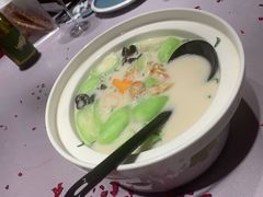 -梧桐北京烤鸭·铜锅涮肉(海岸城店)