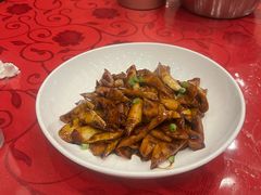 -侬佳蒸菜馆(听潮店)