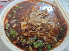 -崇州余荞面(落虹桥店)