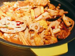 -多嘴超级肉蟹煲(中街恒隆故宫店)