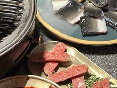-草家酱蟹炭火烤肉店(珲春南路二店)