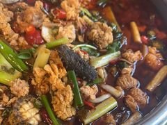 -牟记江湖重庆地标特色菜鱼蛋海鲜羊蝎子(巴南区黑金冠十多年好店)