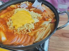 部队汤-Woolee韩食堂·韩式家庭料理