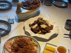 -八府香鸭·啫啫煲(华山路店)