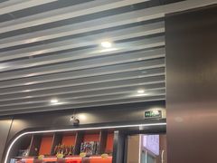 -悦动体能篮球羽毛球网球(三里河店)