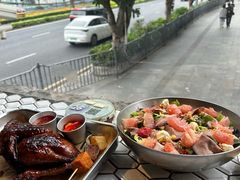 -野草莓自由市场