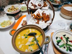 -鸽子侯·家宴·平价海鲜(绿地店)