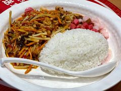 鱼香肉丝饭-阳阳中国饭(北京荟聚店)
