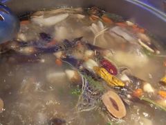 -千岛蚝高压锅生蚝·人参火锅(白云万达店)