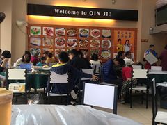 -覃记海鲜美食餐厅