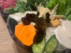 -呷哺呷哺(新世界百货望京店)