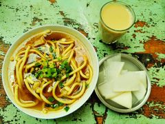 牦牛肉面-老光明岗琼甜茶馆