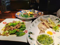 -粤·向群饭店(麓景路店)