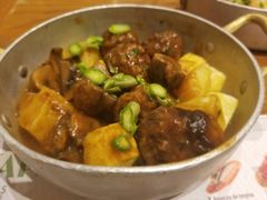 -Tapa Tapa