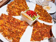 -Efes Turkish & Mediterranean Cuisine 艾菲斯餐厅(陆家嘴店)