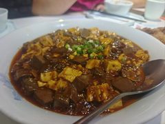 -乔家小院•非遗驴肉•青岛菜(滨河路店)