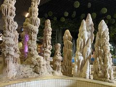 -泉城欧乐堡戏水湾艺术养生温泉