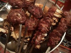 -烤肉小伙烤肉店