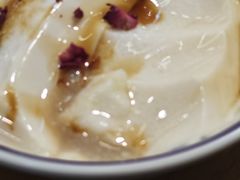 -云阿蛮云南生烫牛肉米线(奉贤路店)