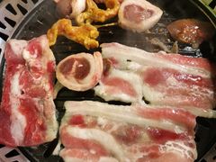 -釜御山海鲜烤肉火锅自助(新城市中心店)