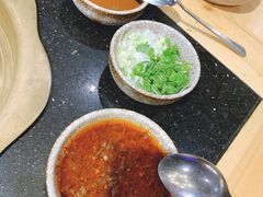 -顶顶汤火牛排火锅·经典铜锅涮肉