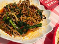 -洪霞餐馆·川菜·鲜货现炒(两江春城店)