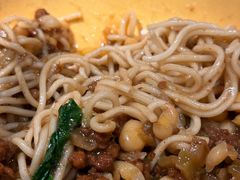 -二娃邓板凳面(解放碑店)