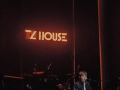 -TZ House音乐现场(来福士中心店)