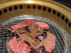 -山川小町·极番烧肉(新地假日广场店)