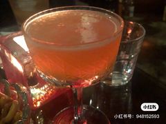 -DM Distiller & Mixologist Whisky Cocktail Bar
