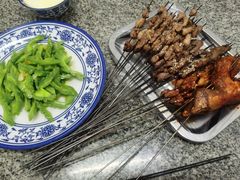 -马克力木手抓炕锅烤羊肉(盐湖一小区店)